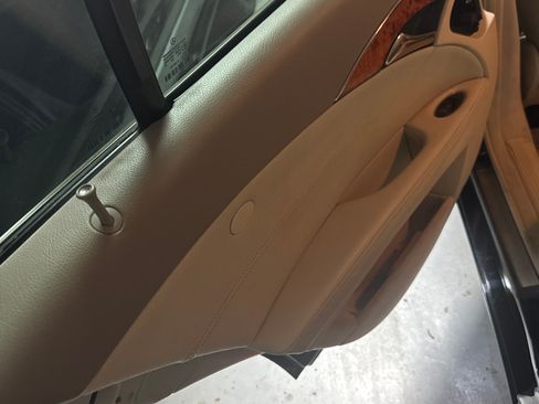 Used 2006 Mercedes-Benz E 350 Sedan image 17