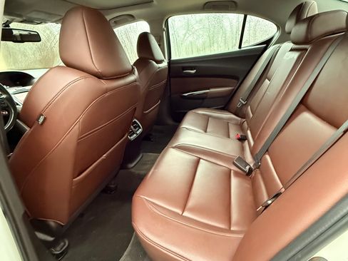 Used 2016 Acura TLX V6 image 9