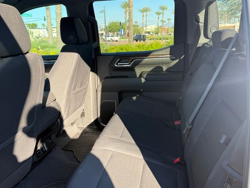 Used 2024 GMC Sierra 1500 Elevation image 11