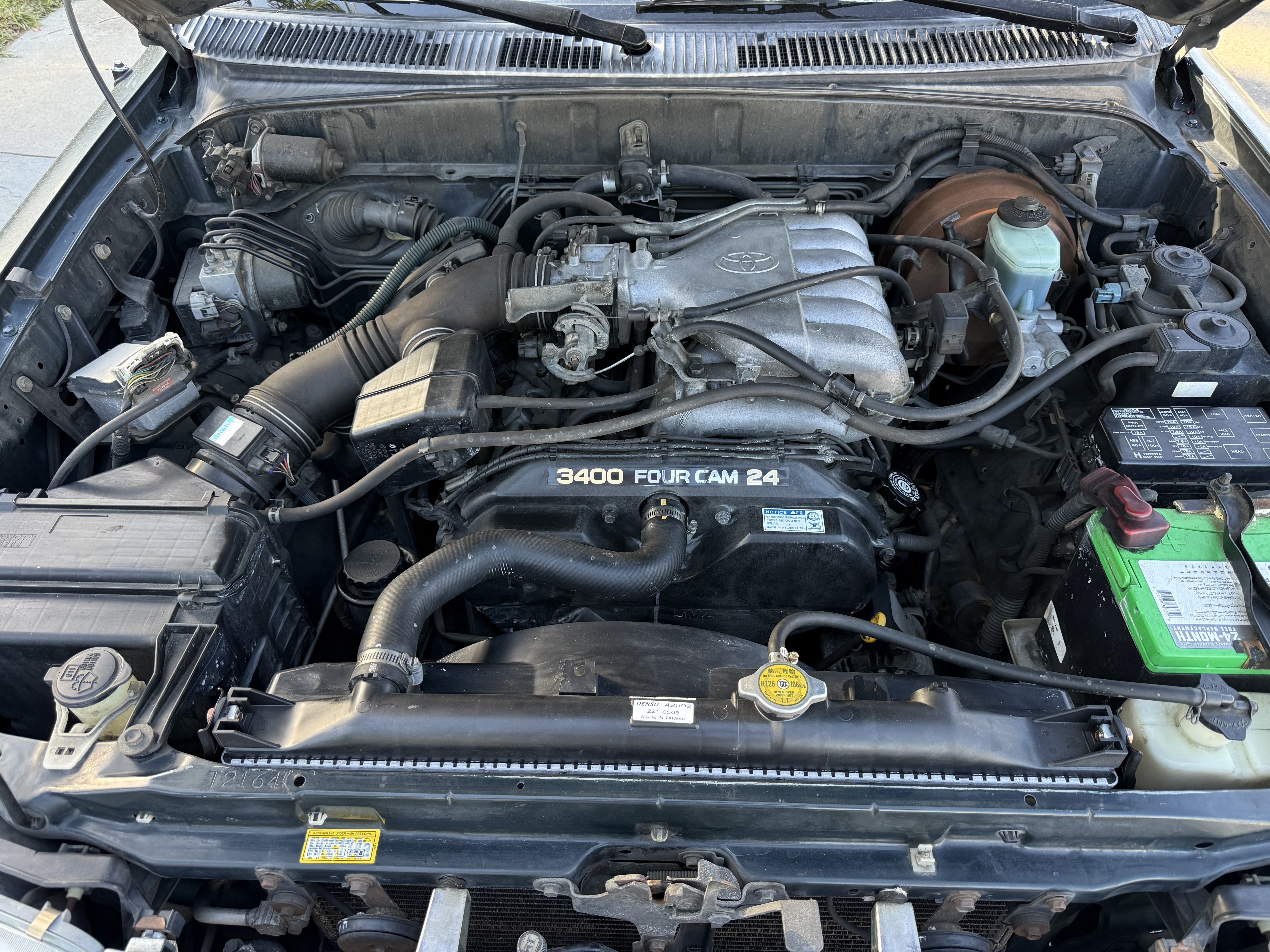 Used 1998 Toyota 4Runner SR5 RWD image 16