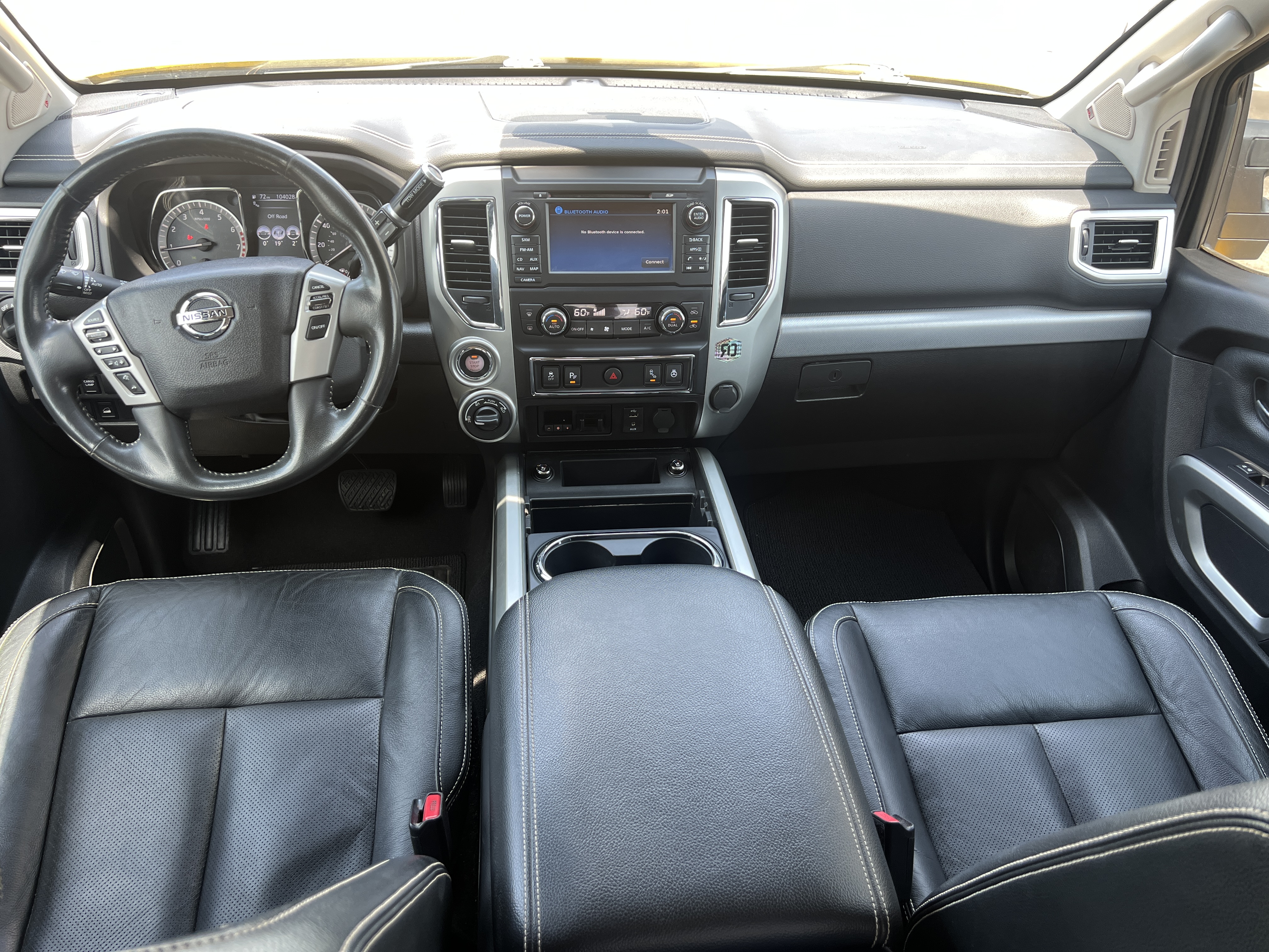 Used 2018 Nissan Titan PRO-4X w/ Pro-4x Convenience Package AWD/4WD image 21