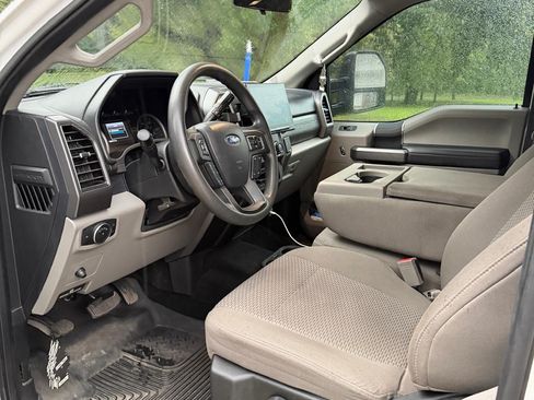Used 2019 Ford F250 XLT AWD/4WD image 8