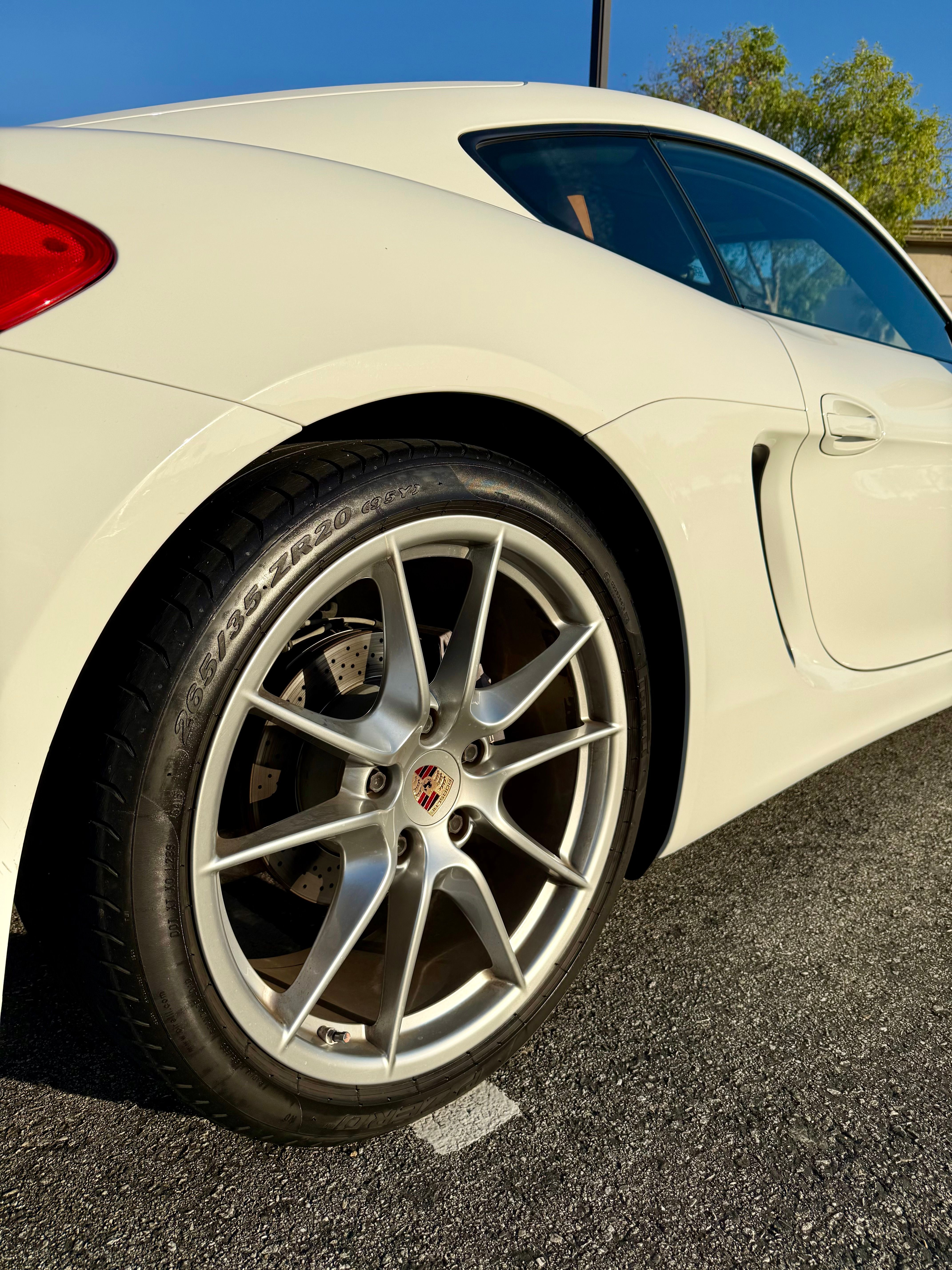 Used 2014 Porsche Cayman RWD image 17