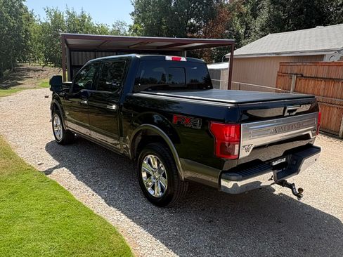 Used 2018 Ford F150 King Ranch w/ Equipment Group 601A Luxury AWD/4WD image 9