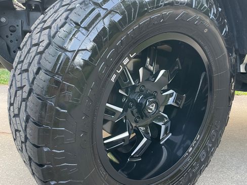 Used 2023 Jeep Wrangler Rubicon w/ Cold Weather Group AWD/4WD image 8