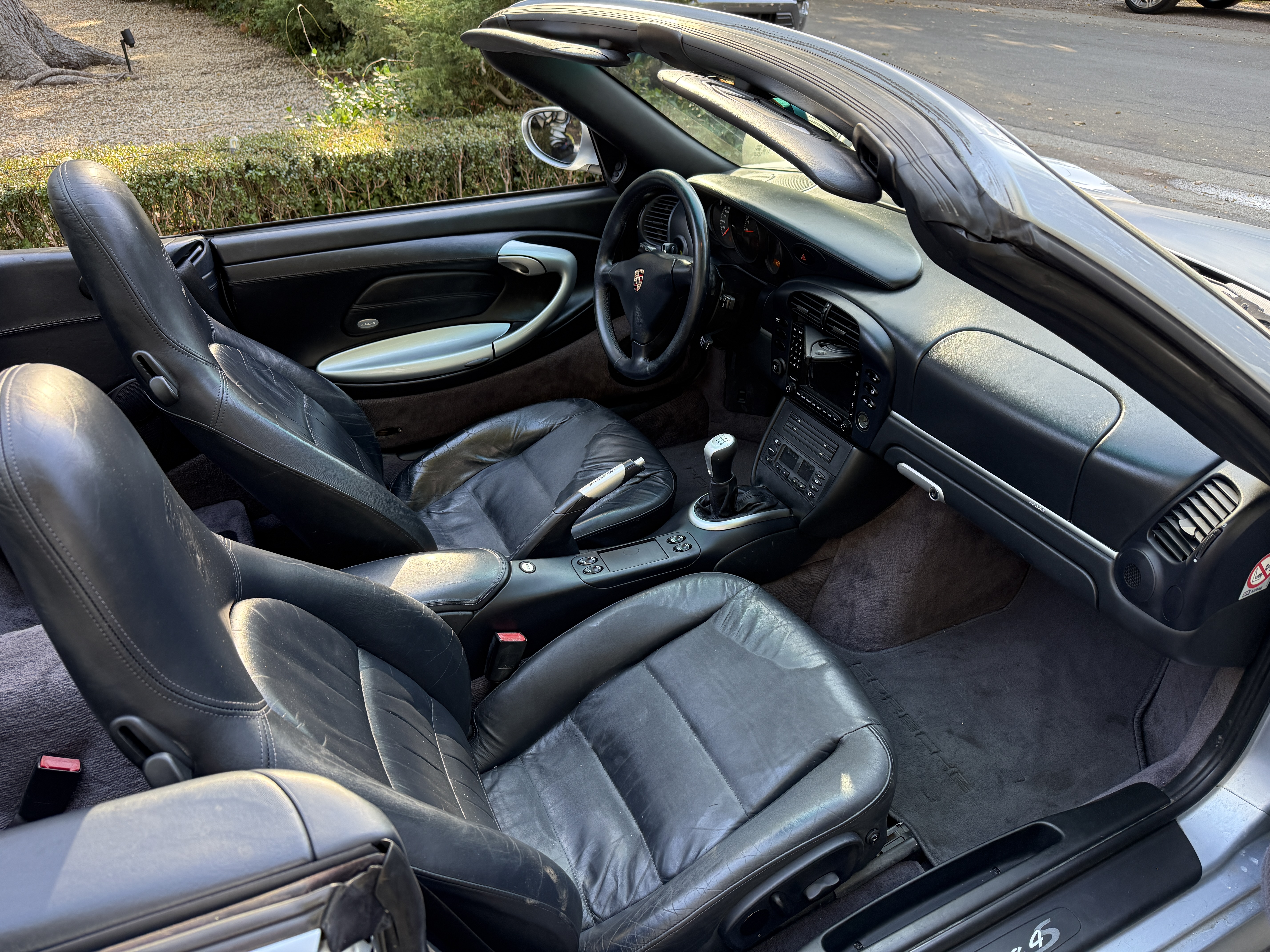 Used 2004 Porsche 911 Carrera 4S AWD/4WD image 22