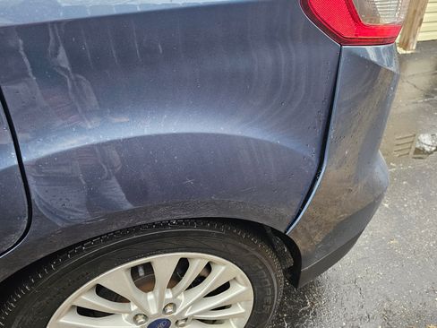 Used 2018 Ford C-MAX SE w/ Cold Weather Package image 6