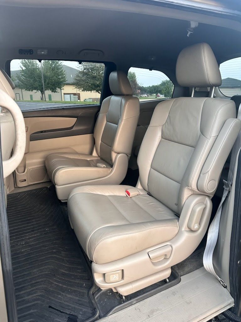 Used 2011 Honda Odyssey EX-L image 14