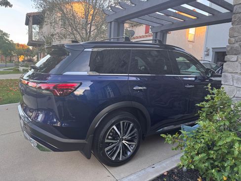 Used 2022 INFINITI QX60 Autograph w/ Cargo Package image 6