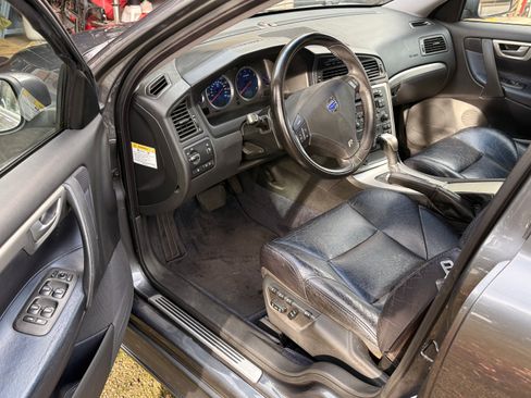 Used 2005 Volvo S60 R image 4