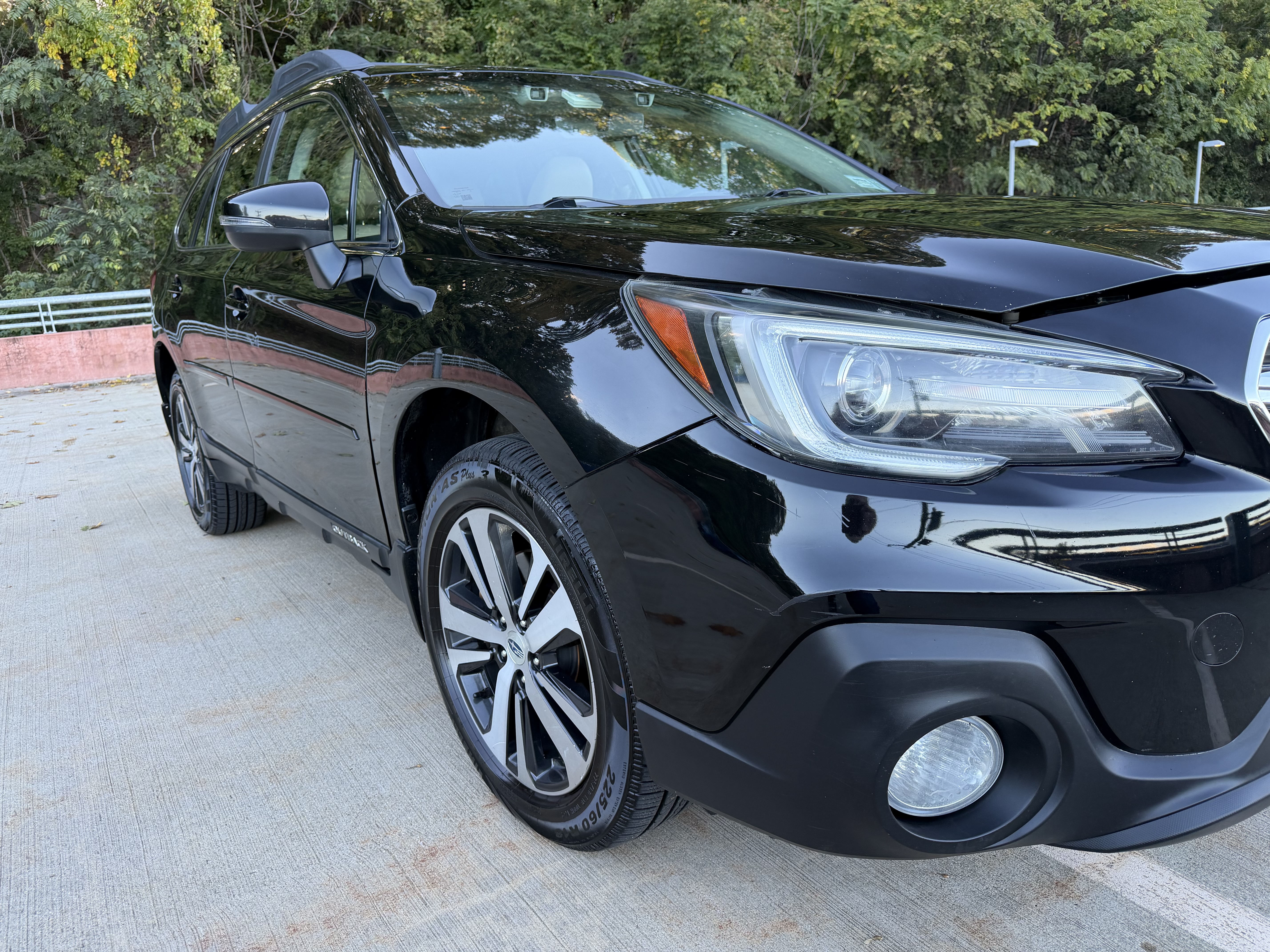 Used 2018 Subaru Outback 3.6R Limited AWD/4WD image 10