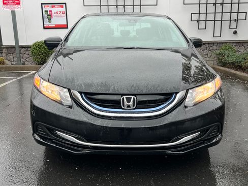 Used 2014 Honda Civic Hybrid Sedan image 5
