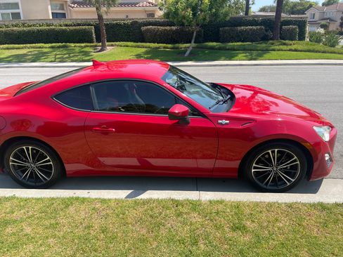 Used 2013 Scion FR-S image 8