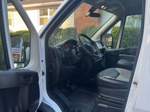 Used 2017 RAM ProMaster 2500 image 16