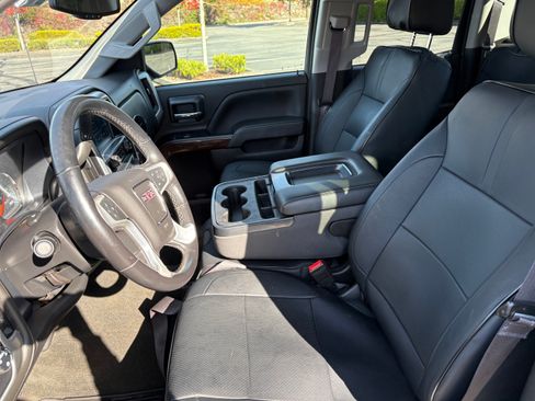 Used 2017 GMC Sierra 1500 SLE image 10