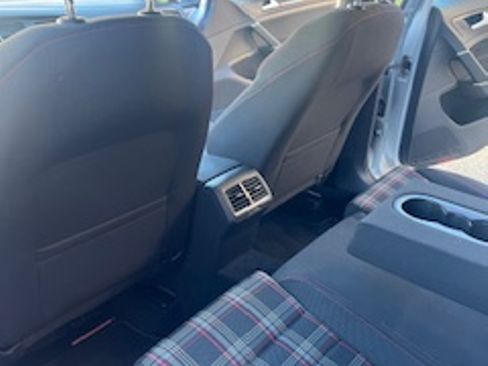 Used 2017 Volkswagen GTI S image 12
