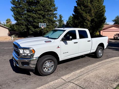 Used 2020 RAM 2500 Tradesman AWD/4WD image 2