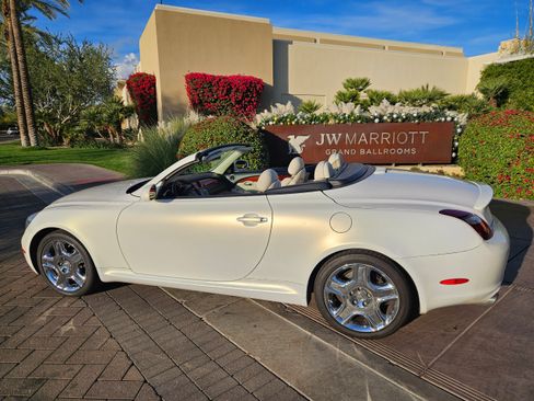 Used 2006 Lexus SC 430 Convertible image 4