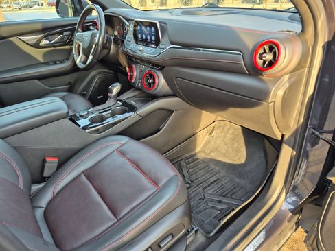 Used 2021 Chevrolet Blazer RS w/ Enhanced Convenience Package image 10