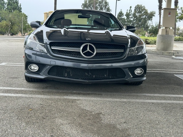 Used 2011 Mercedes-Benz SL 550 image 10