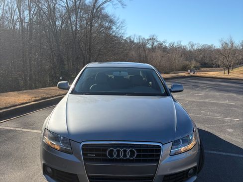 Used 2010 Audi A4 2.0T Premium image 4