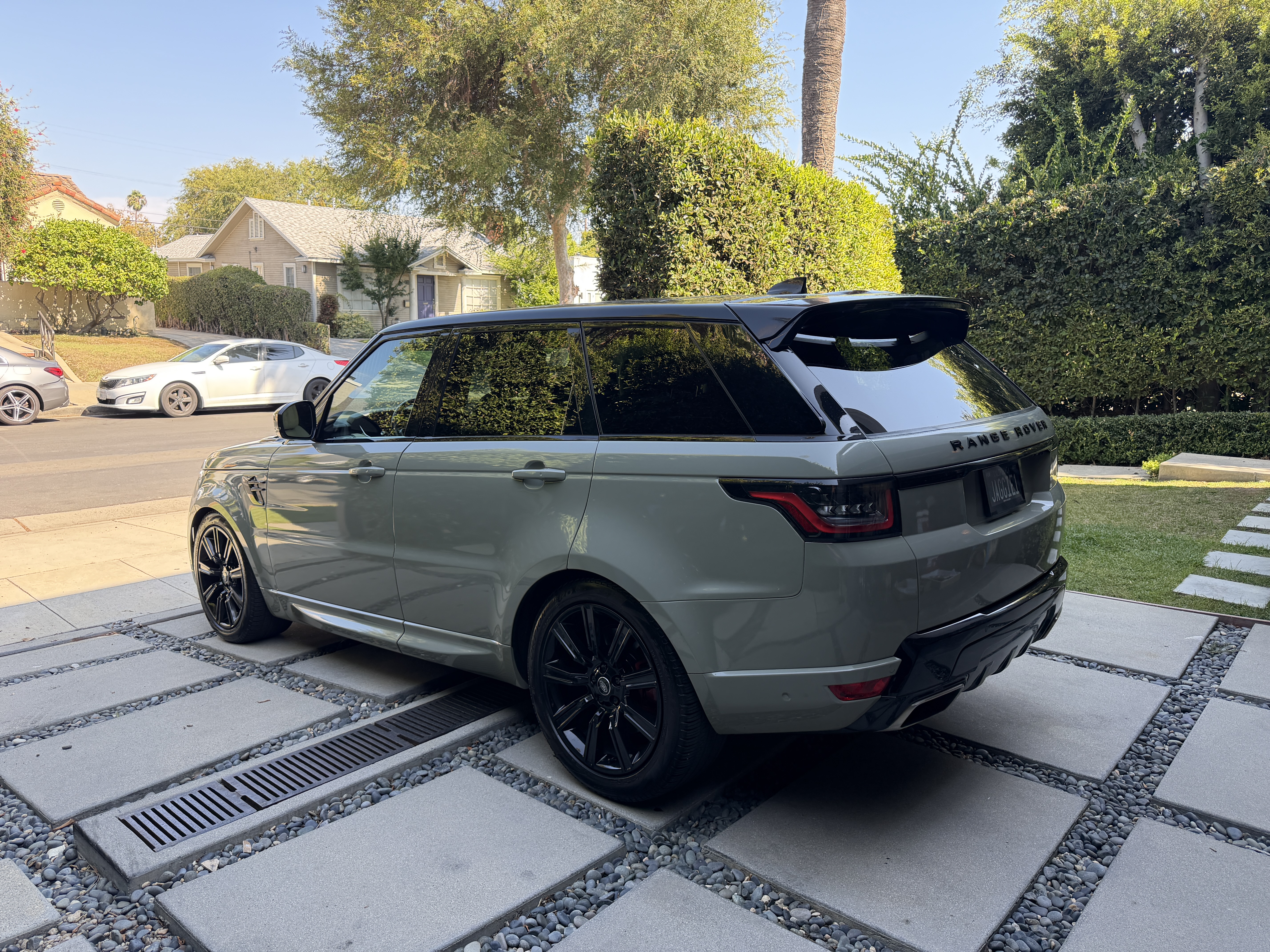 Used 2022 Land Rover Range Rover Sport HSE Dynamic AWD/4WD image 4