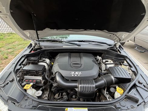 Used 2012 Jeep Grand Cherokee Laredo image 15