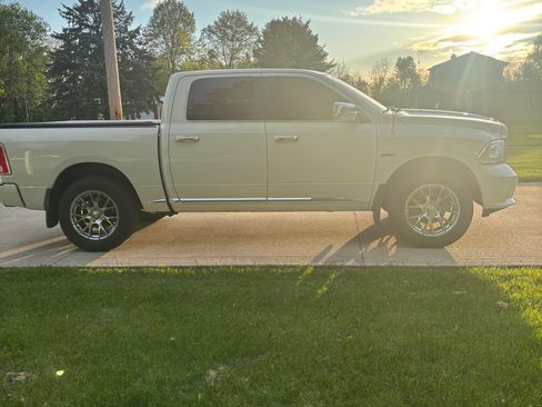 Used 2017 RAM 1500 Limited AWD/4WD image 8