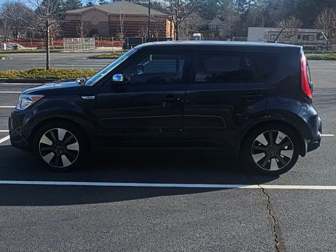 Used 2016 Kia Soul ! w/ Umber Package 1 image 15