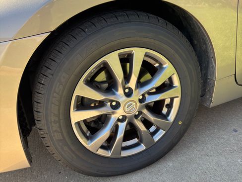 Used 2015 Nissan Altima 2.5 S w/ Power Driver Seat Package image 17