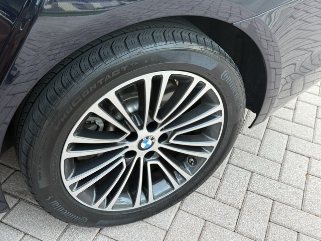 Used 2020 BMW 540i w/ Convenience Package RWD image 13