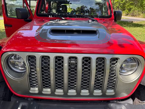 Used 2021 Jeep Wrangler Unlimited Rubicon w/ Trailer Tow Package image 9