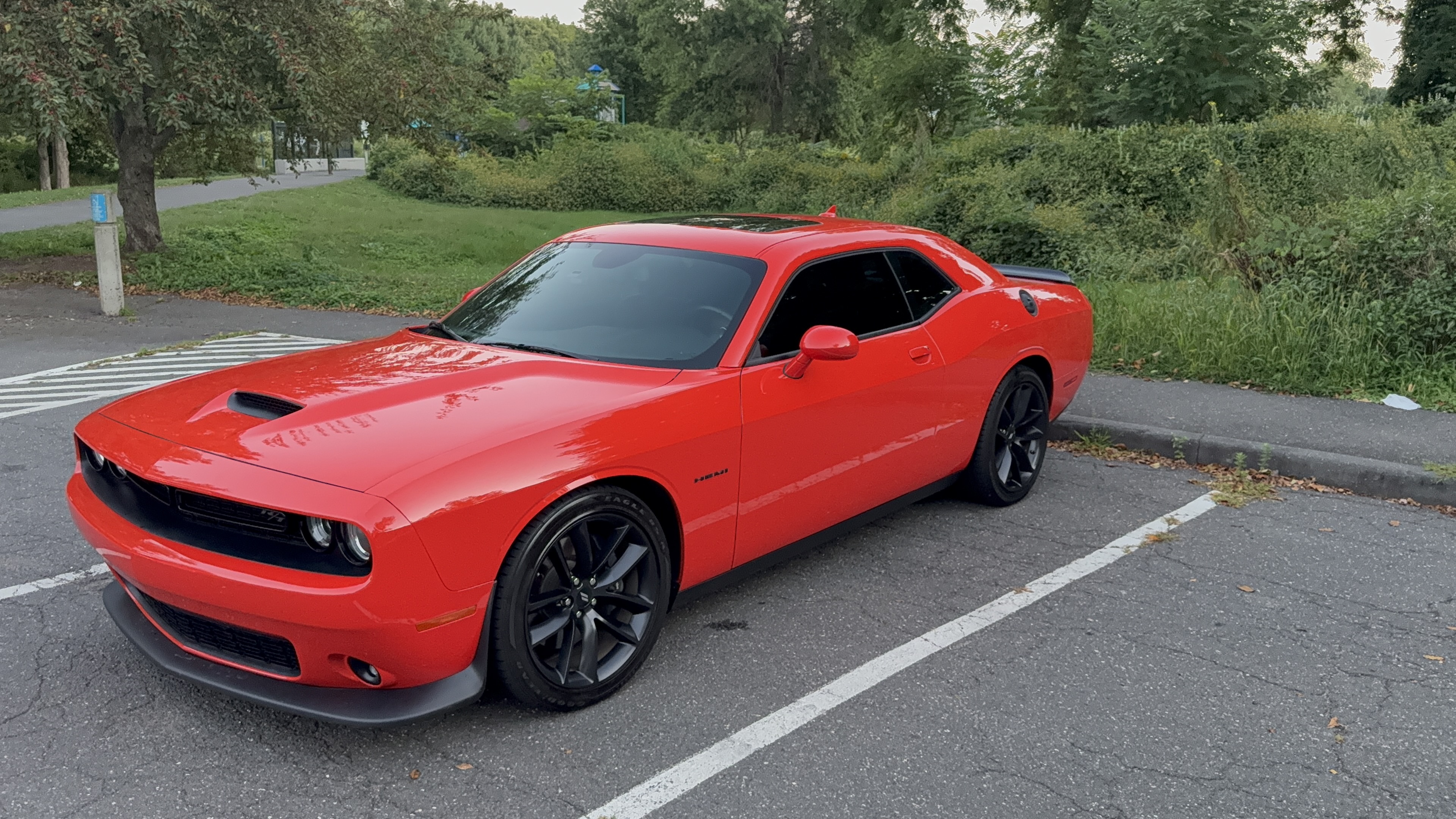 Used 2022 Dodge Challenger R/T w/ Plus Package RWD image 2