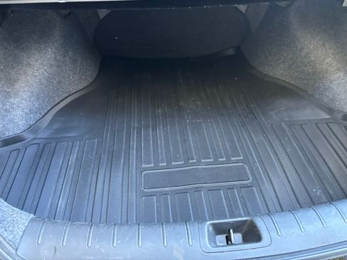 Used 2013 Honda Accord EX-L image 18