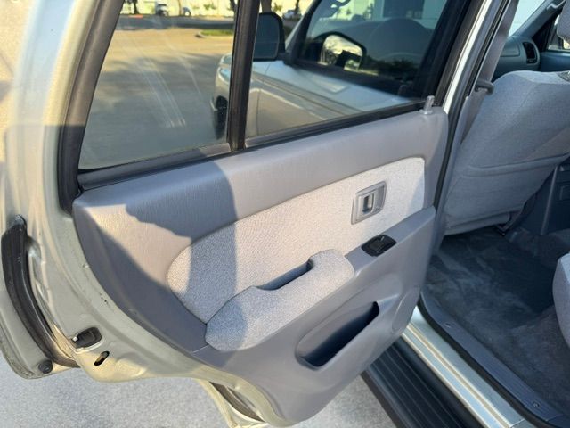 Used 2000 Toyota 4Runner 2WD image 12