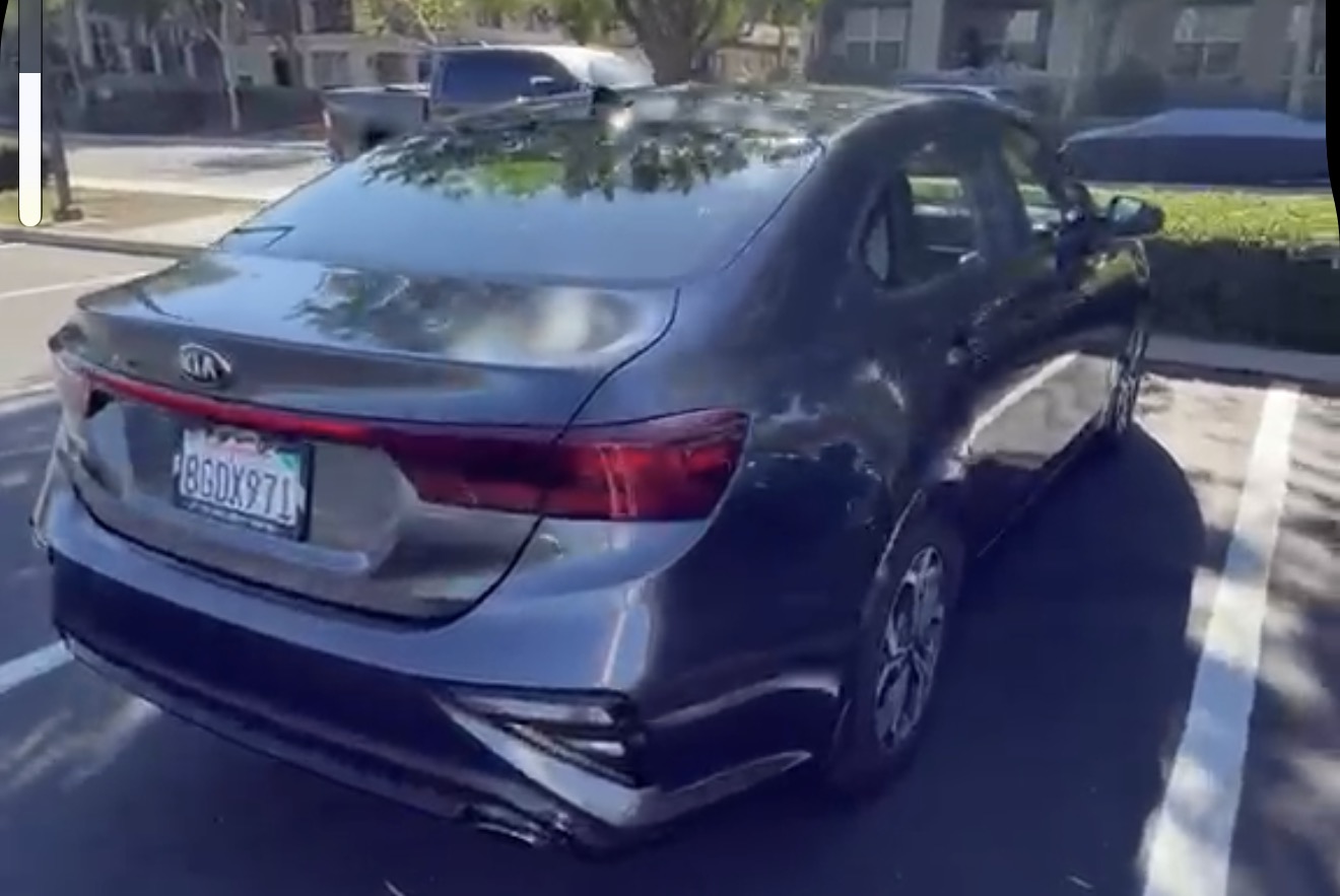 Used 2019 Kia Forte LXS FWD image 1