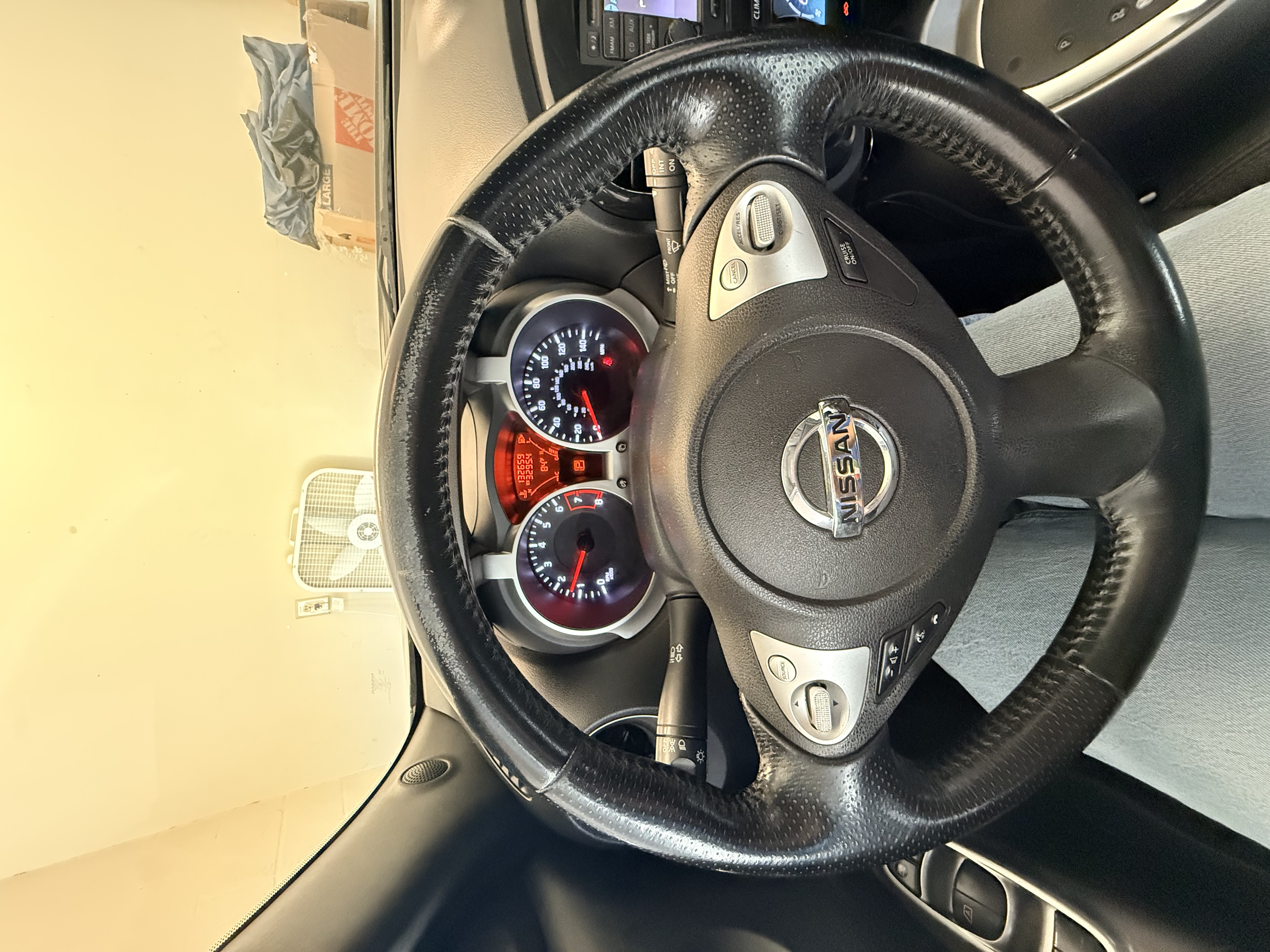 Used 2013 Nissan Juke SV FWD image 9