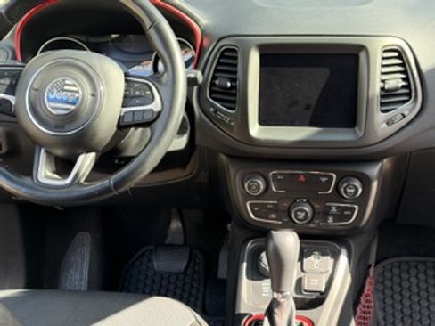 Used 2020 Jeep Compass Trailhawk w/ Leather Interior Group image 10