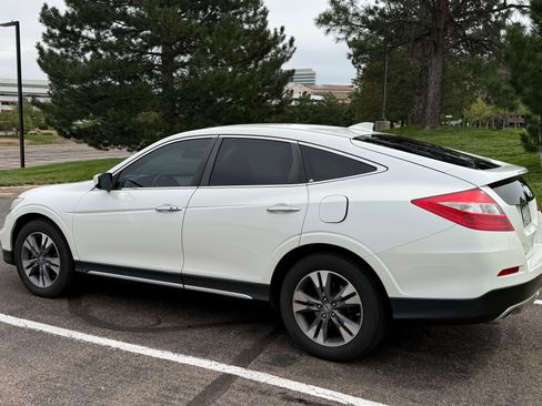 Used 2013 Honda Crosstour EX-L image 1