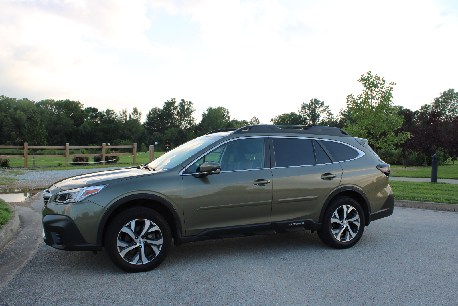 Used 2022 Subaru Outback Limited XT w/ Popular Package #2 AWD/4WD image 6