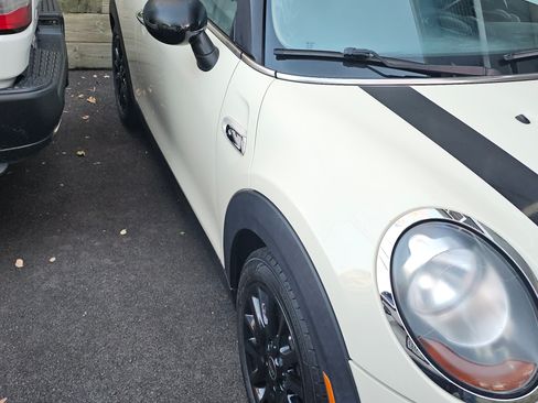 Used 2017 MINI Cooper S image 4