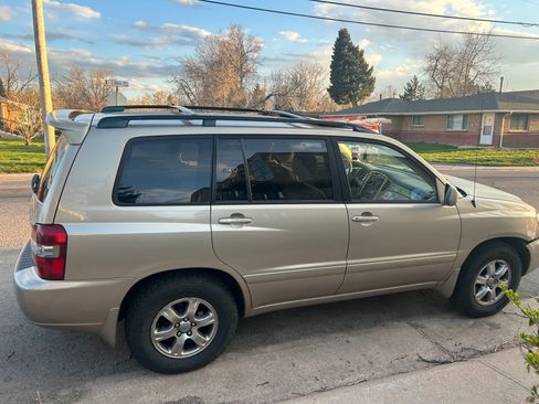 Used 2007 Toyota Highlander 4WD V6 w/ Extra Value Pkg #5 image 1