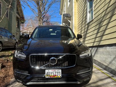 Used 2016 Volvo XC90 T6 Momentum w/ Momentum Plus Package