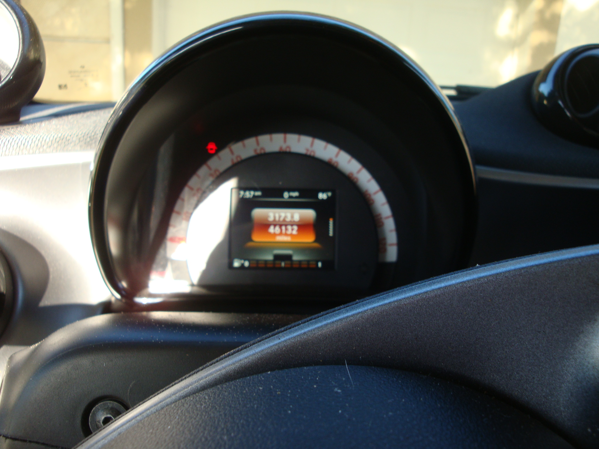 Used 2017 smart fortwo passion RWD image 12