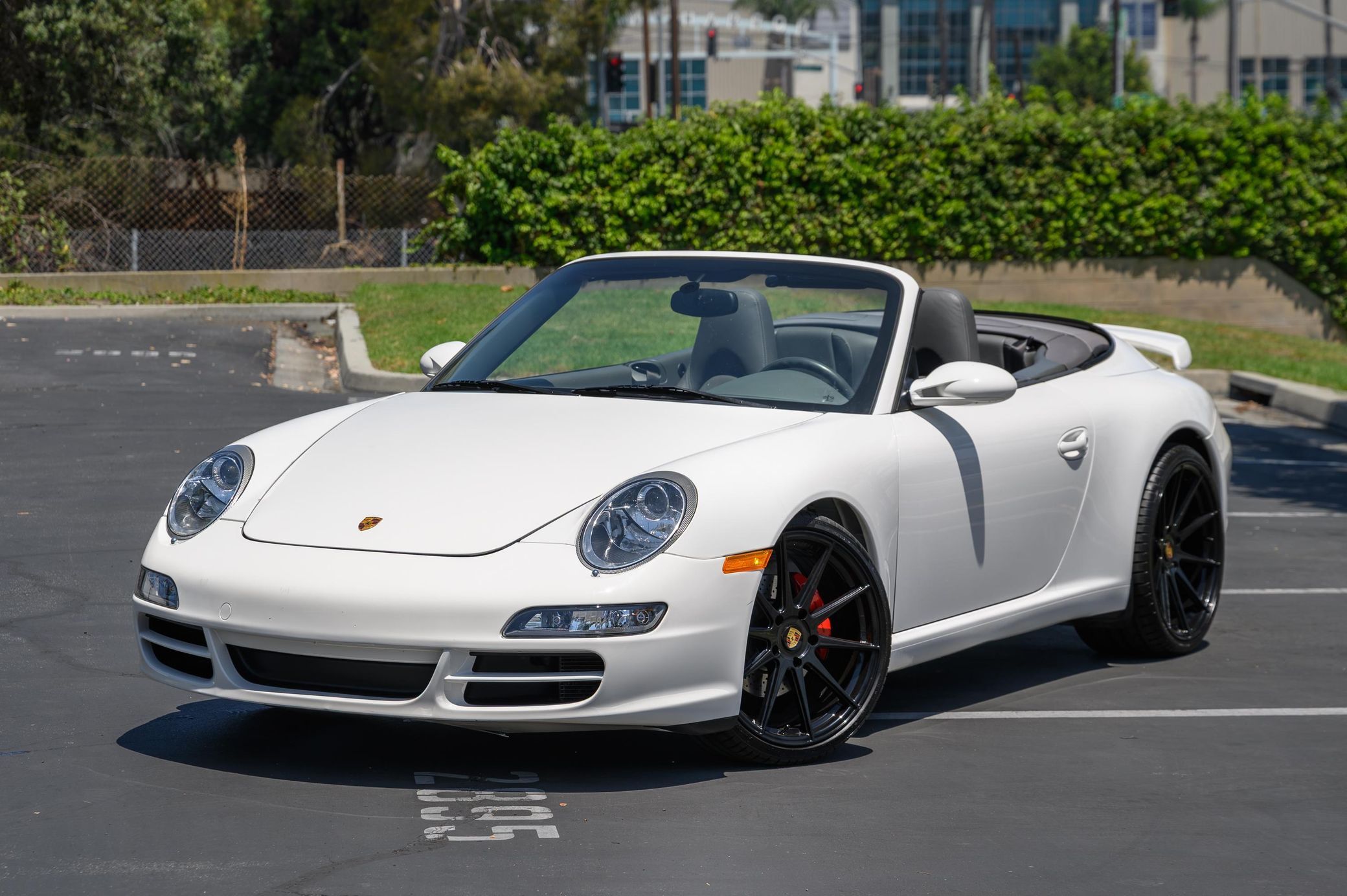 Used 2006 Porsche 911 Cabriolet image 10