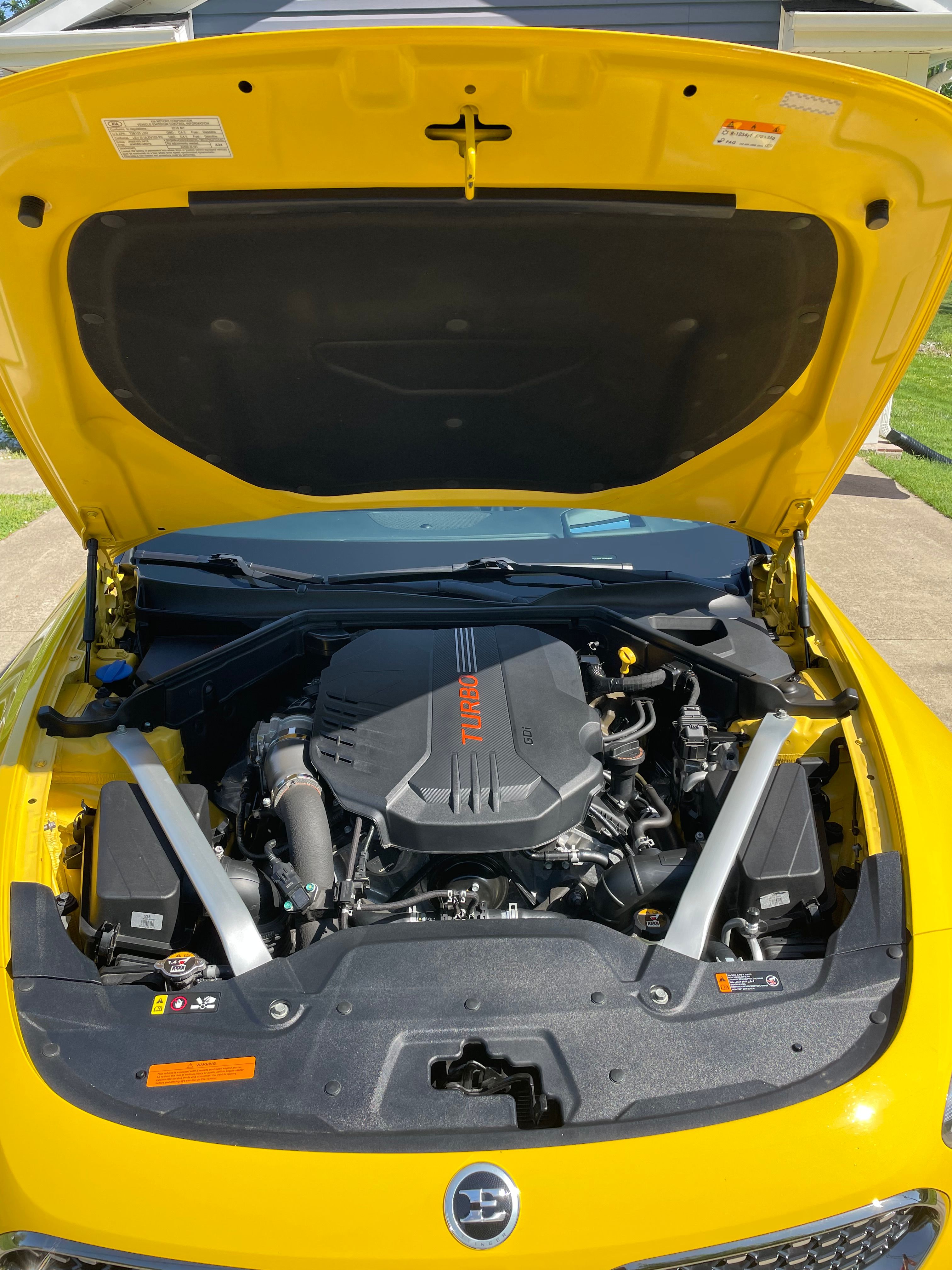 Used 2018 Kia Stinger GT2 AWD/4WD image 4