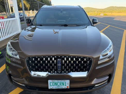 Used 2022 Lincoln Aviator Grand Touring w/ Equipment Group 301A AWD/4WD image 1