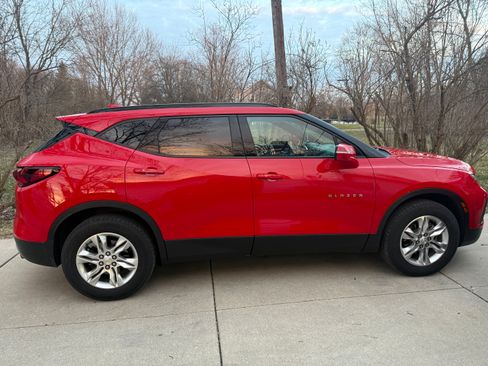 Used 2021 Chevrolet Blazer LT image 1