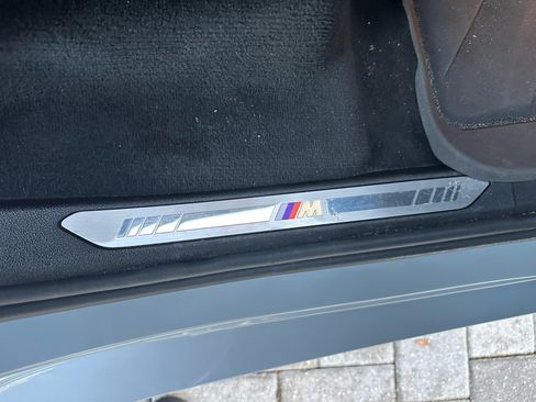 Used 2025 BMW X7 xDrive40i w/ M Sport Package image 23