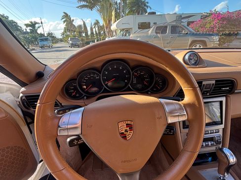 Used 2006 Porsche 911 Carrera image 11